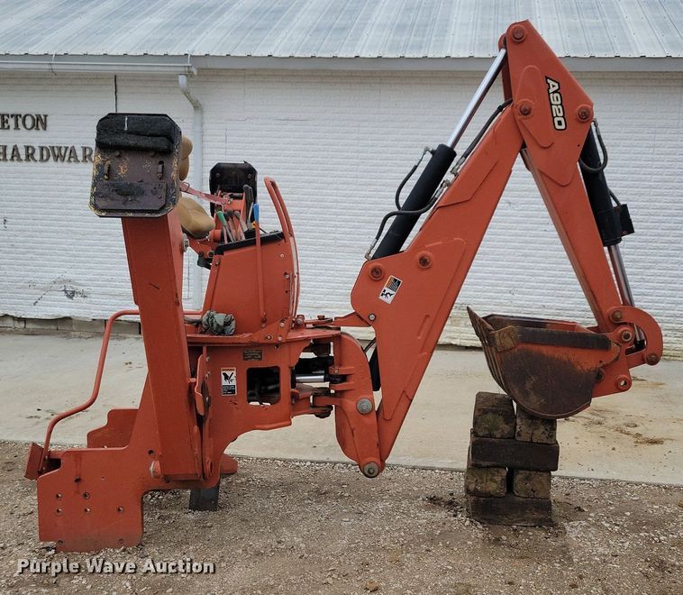 image for item LC9989 2011 Ditch Witch A920 backhoe attachment