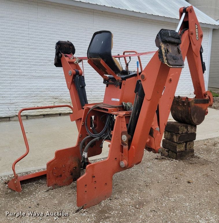 image for item LC9989 2011 Ditch Witch A920 backhoe attachment