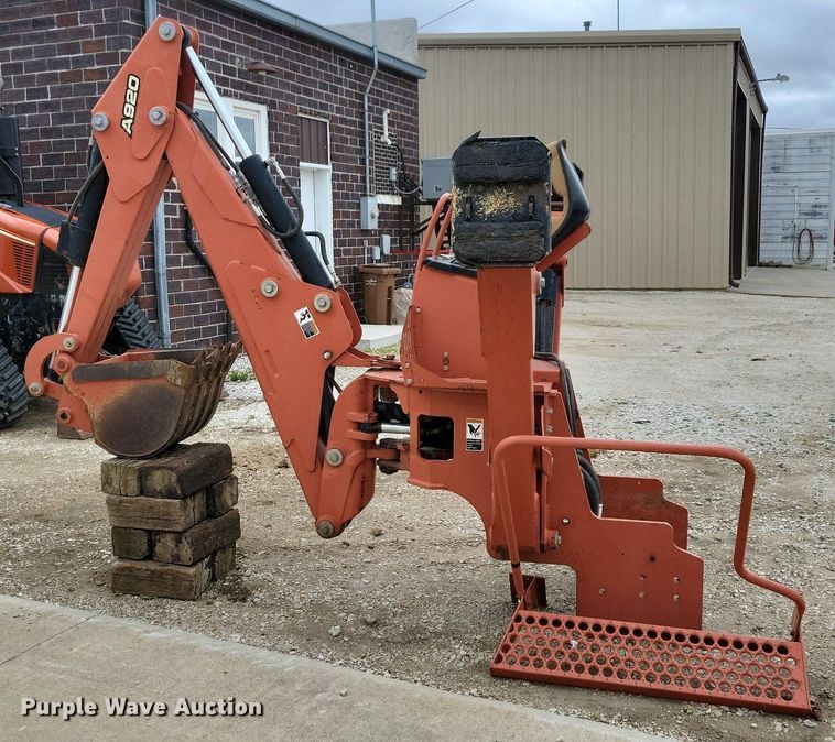 image for item LC9989 2011 Ditch Witch A920 backhoe attachment