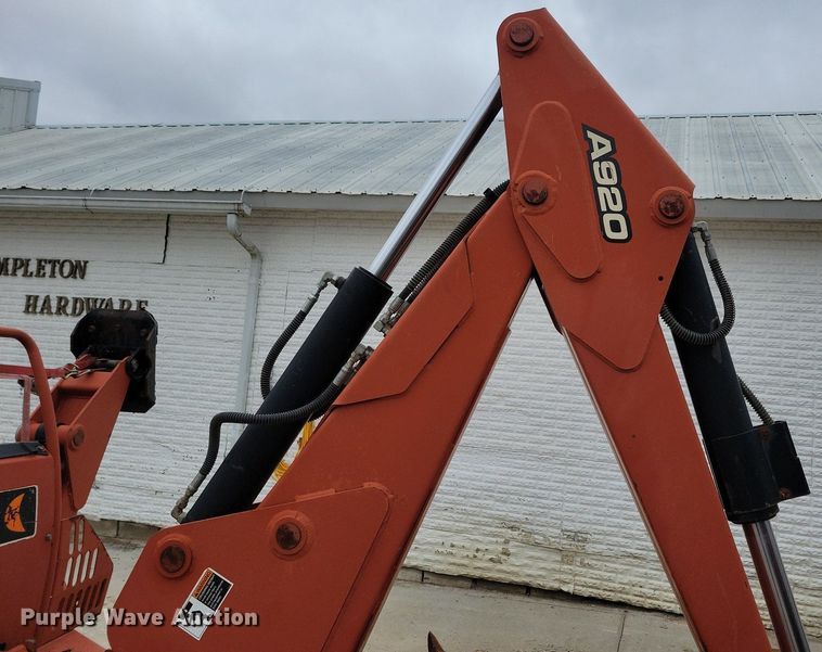 image for item LC9989 2011 Ditch Witch A920 backhoe attachment