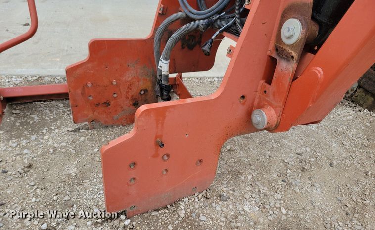 image for item LC9989 2011 Ditch Witch A920 backhoe attachment