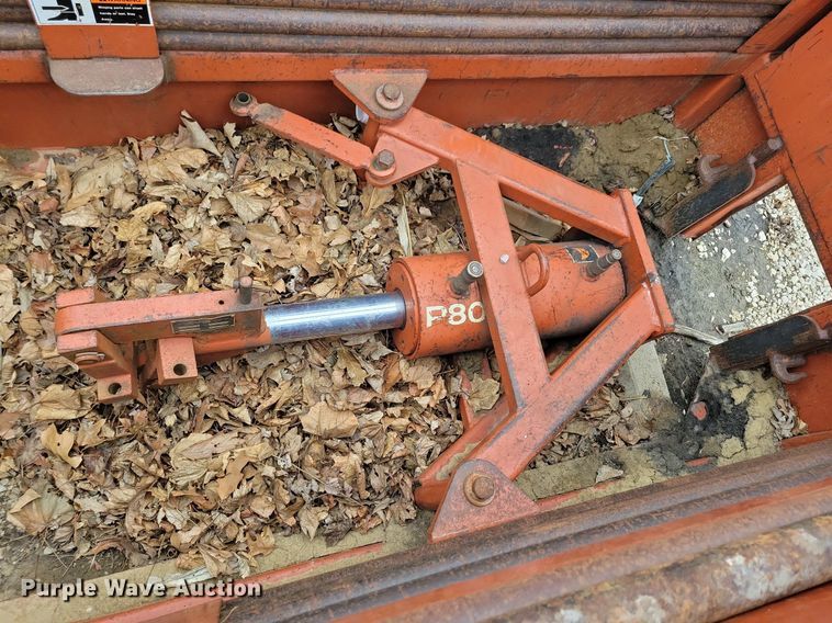 image for item LC9991 1994 Ditch Witch P80 directional rod pusher