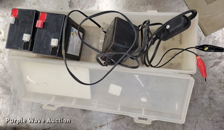 image for item LC9991 1994 Ditch Witch P80 directional rod pusher