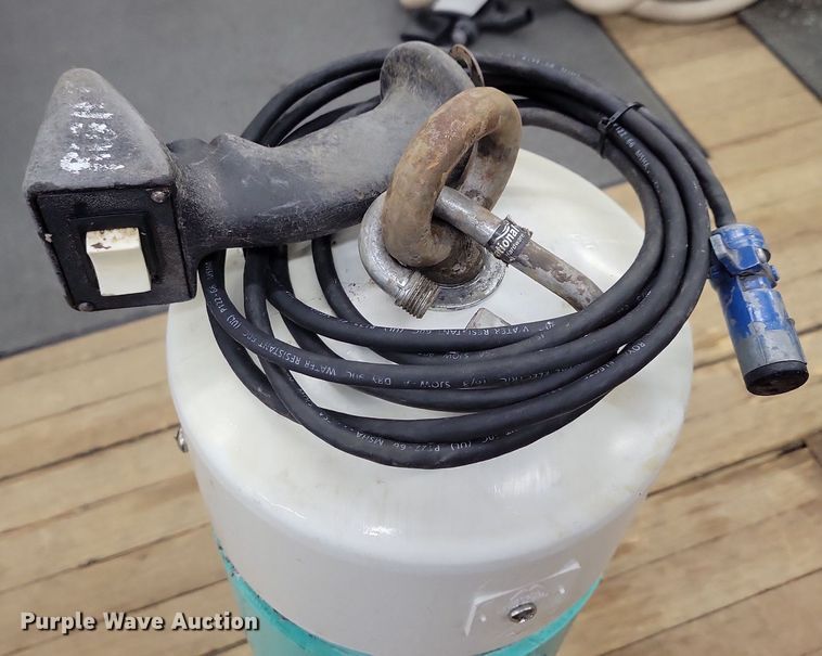 image for item LC9991 1994 Ditch Witch P80 directional rod pusher