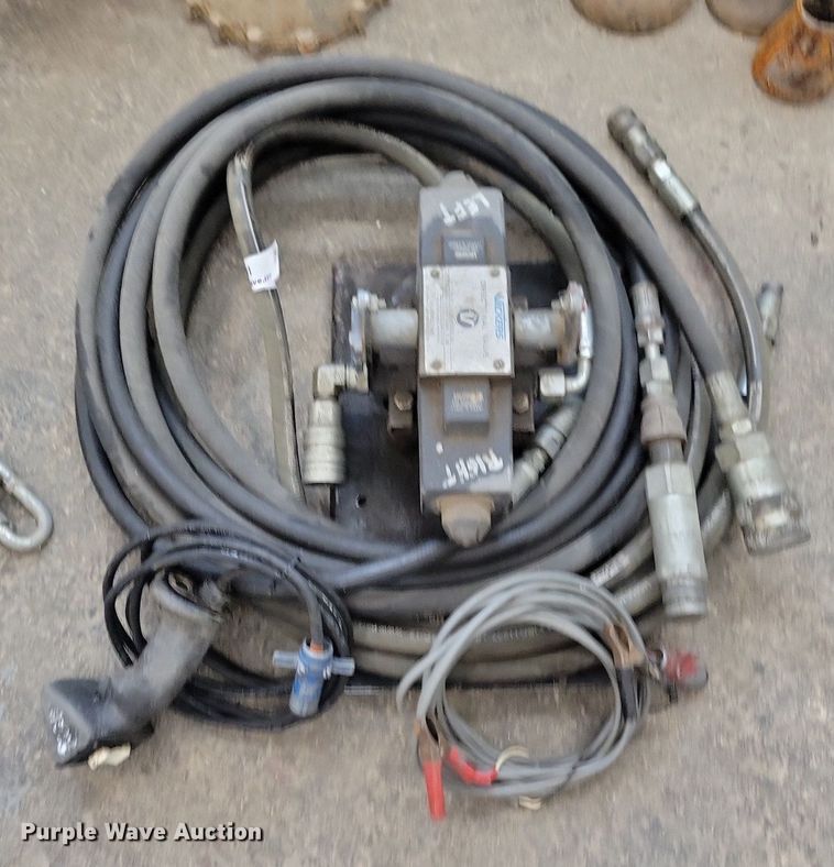 image for item LC9991 1994 Ditch Witch P80 directional rod pusher