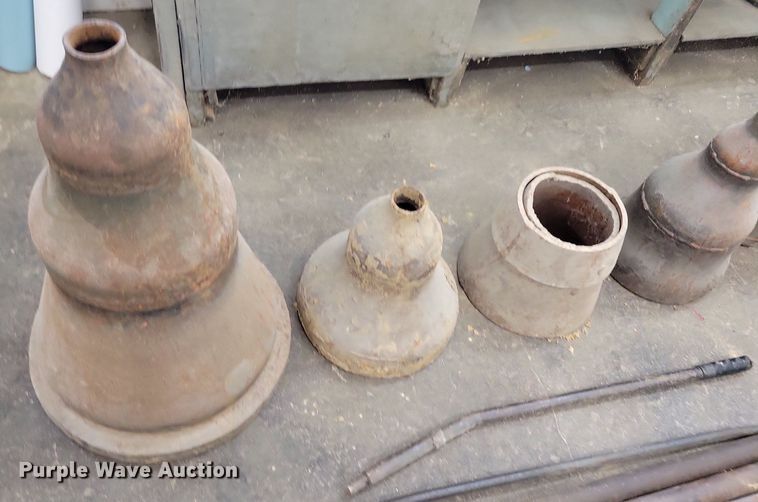 image for item LC9991 1994 Ditch Witch P80 directional rod pusher