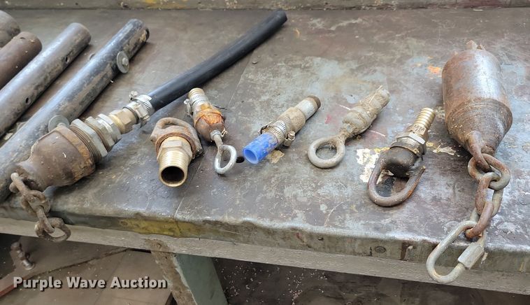 image for item LC9991 1994 Ditch Witch P80 directional rod pusher