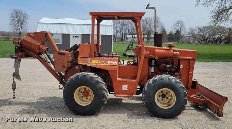 image for item LC9993 Ditch Witch 6510 cable plow