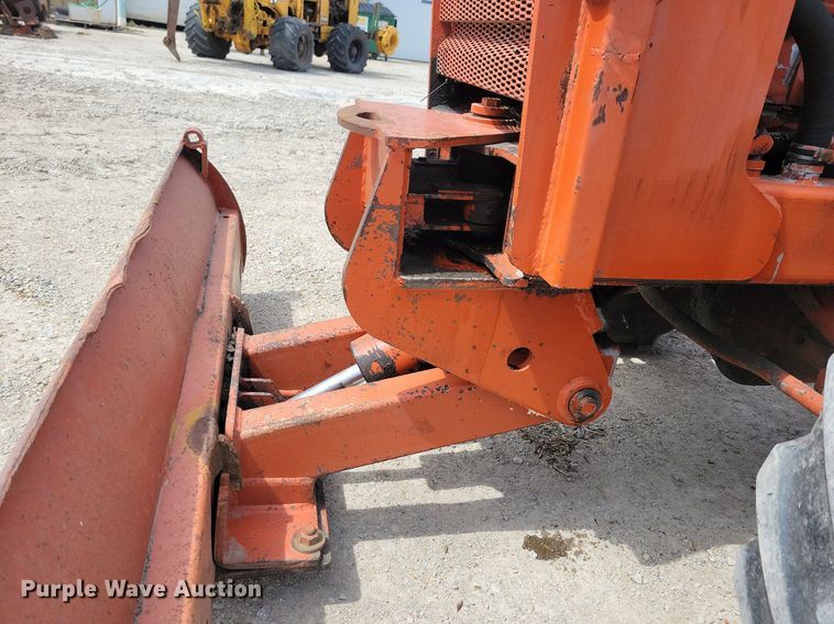 image for item LC9993 Ditch Witch 6510 cable plow