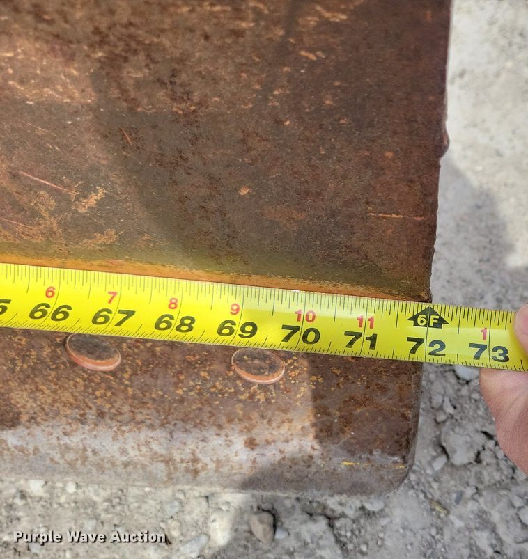 image for item LC9993 Ditch Witch 6510 cable plow