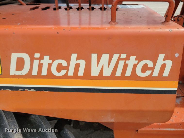 image for item LC9993 Ditch Witch 6510 cable plow