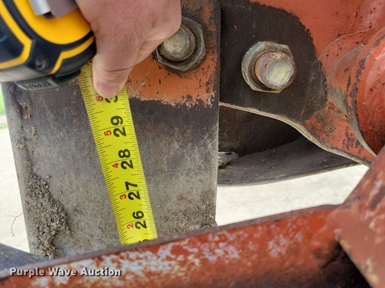 image for item LC9993 Ditch Witch 6510 cable plow