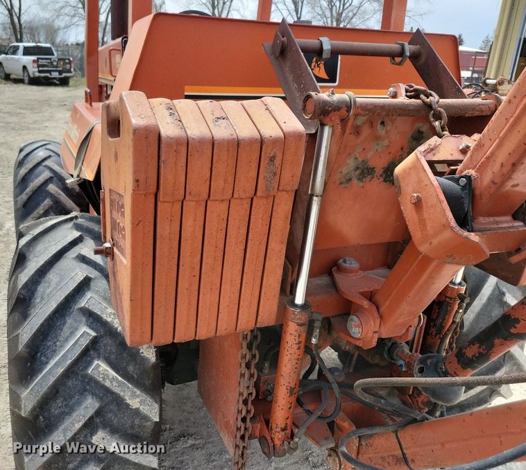 image for item LC9993 Ditch Witch 6510 cable plow