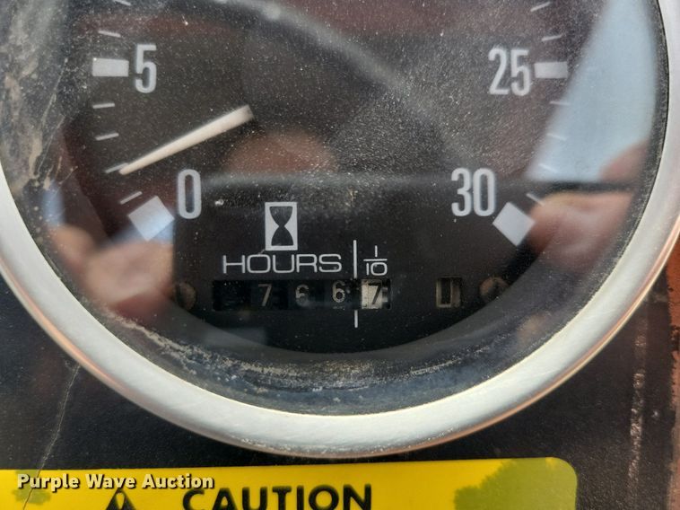 image for item LC9993 Ditch Witch 6510 cable plow