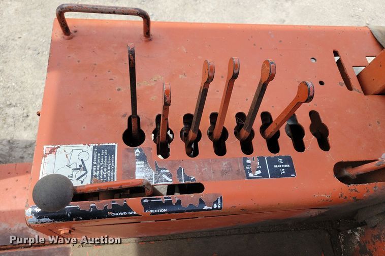 image for item LC9993 Ditch Witch 6510 cable plow