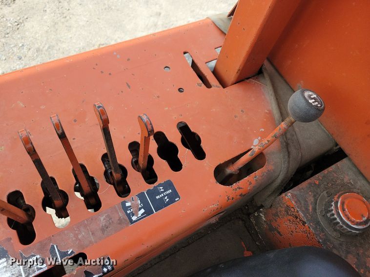 image for item LC9993 Ditch Witch 6510 cable plow