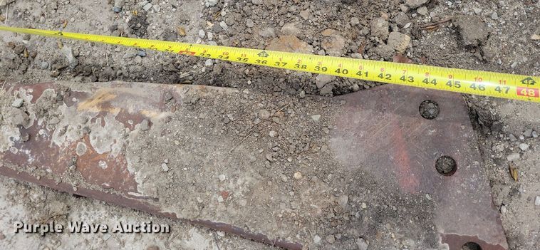 image for item LC9993 Ditch Witch 6510 cable plow