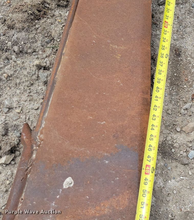 image for item LC9993 Ditch Witch 6510 cable plow