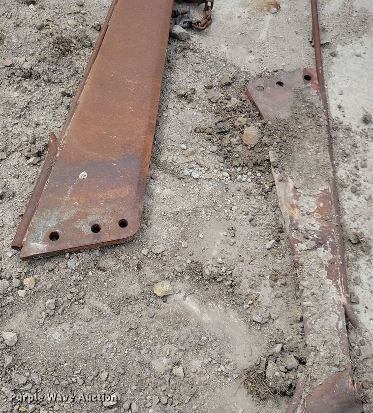 image for item LC9993 Ditch Witch 6510 cable plow