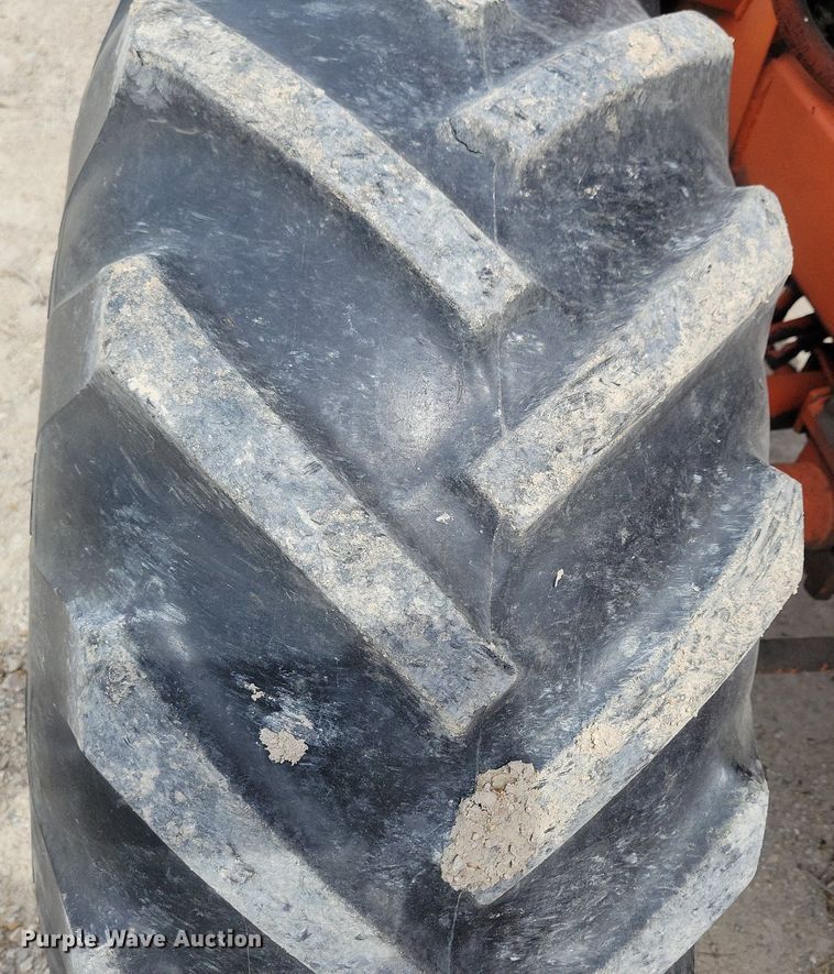 image for item LC9993 Ditch Witch 6510 cable plow