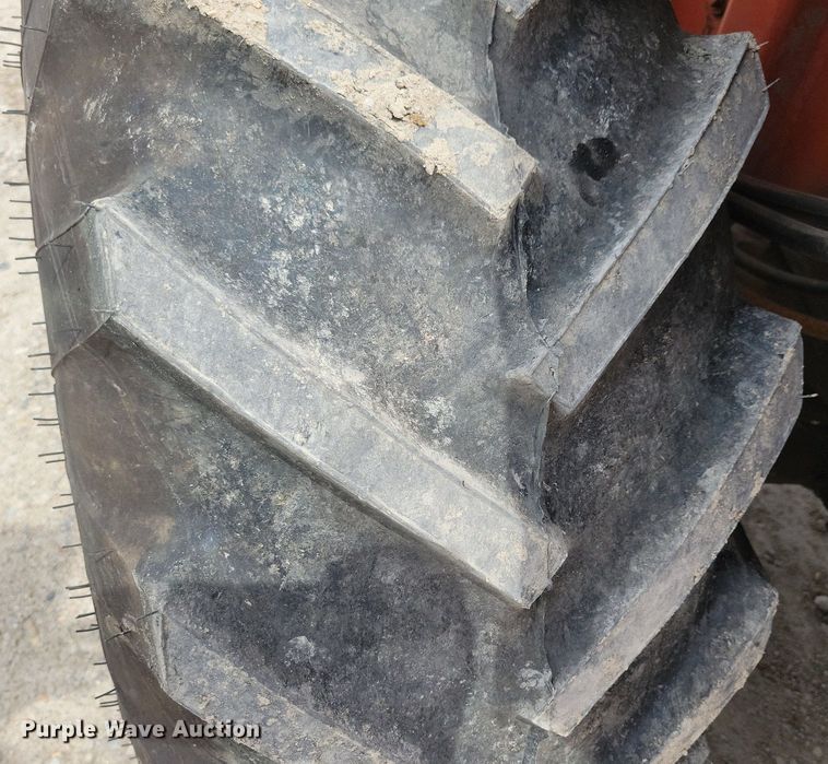 image for item LC9993 Ditch Witch 6510 cable plow