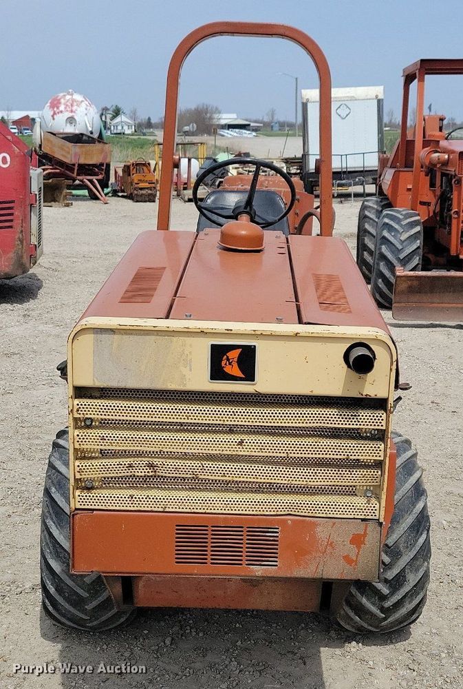 image for item LC9994 Ditch Witch 350SX cable plow