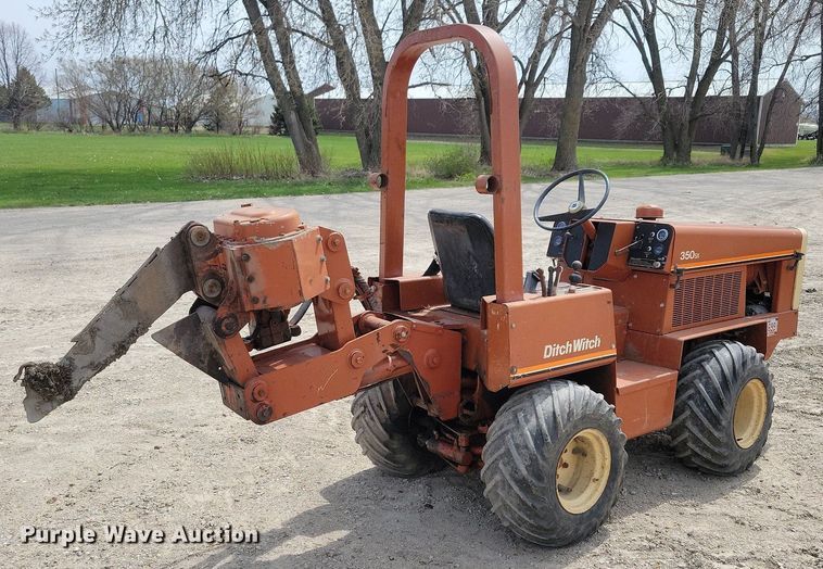 image for item LC9994 Ditch Witch 350SX cable plow