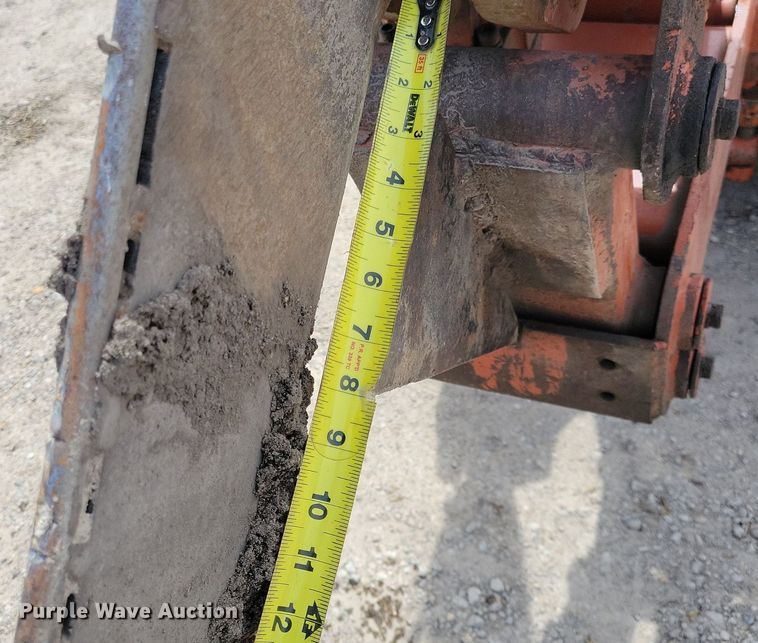 image for item LC9994 Ditch Witch 350SX cable plow