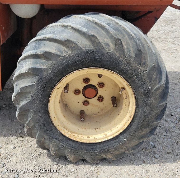 image for item LC9994 Ditch Witch 350SX cable plow