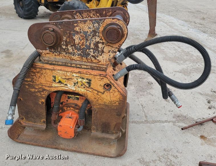 image for item LC9997 NPK excavator plate compactor