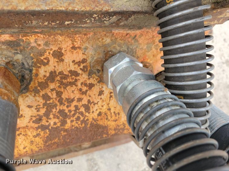 image for item LC9997 NPK excavator plate compactor