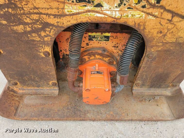 image for item LC9997 NPK excavator plate compactor