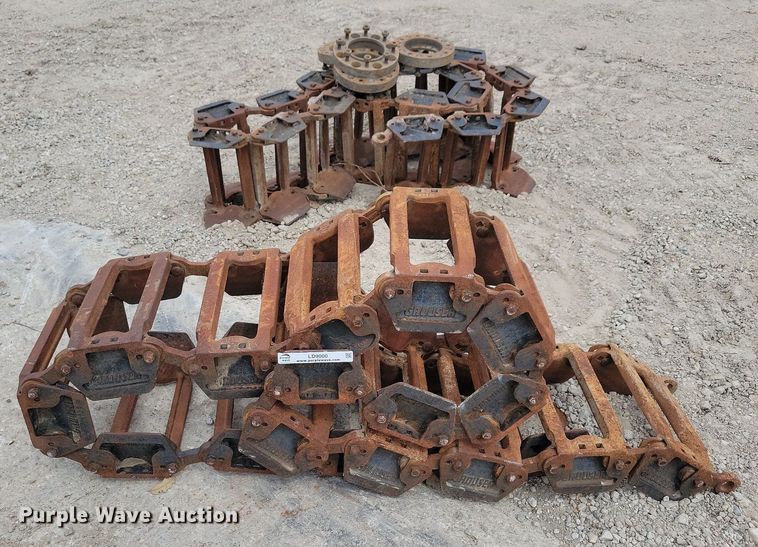 image for item LD9000 Grouser over the tire skid steer tracks