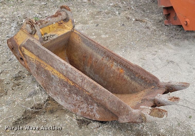 image for item LD9002 Caterpillar excavator bucket
