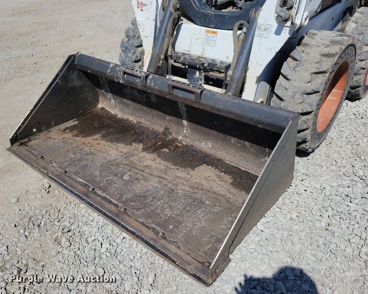 image for item LD9021 2015 Bobcat S530 skid steer loader