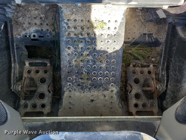 image for item LD9021 2015 Bobcat S530 skid steer loader