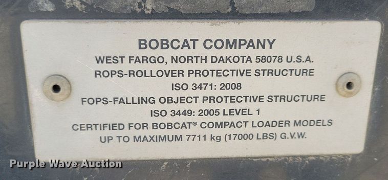 image for item LD9021 2015 Bobcat S530 skid steer loader