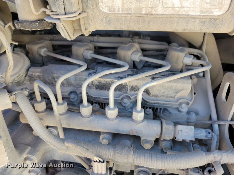 image for item LD9021 2015 Bobcat S530 skid steer loader