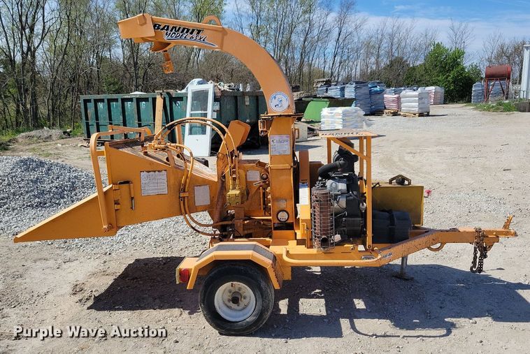 image for item LD9022 2006 Bandit 65XL wood chipper