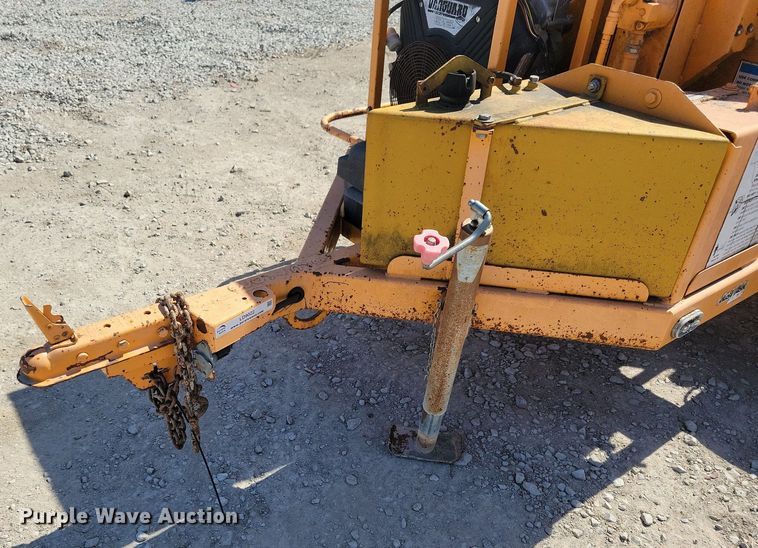image for item LD9022 2006 Bandit 65XL wood chipper