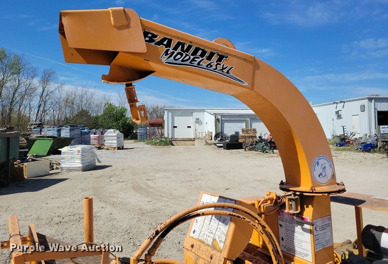 image for item LD9022 2006 Bandit 65XL wood chipper