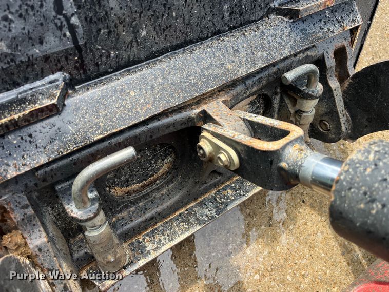 image for item LD9457 2017 Toro TX427 compact utility loader