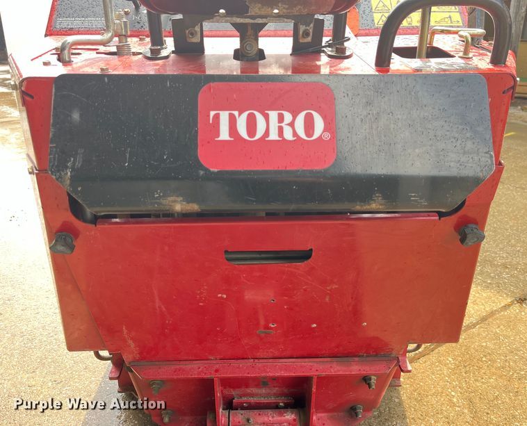 image for item LD9457 2017 Toro TX427 compact utility loader