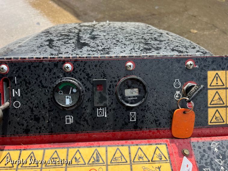 image for item LD9457 2017 Toro TX427 compact utility loader