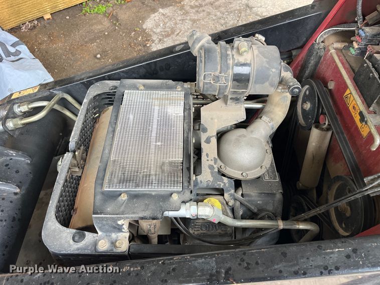 image for item LD9457 2017 Toro TX427 compact utility loader