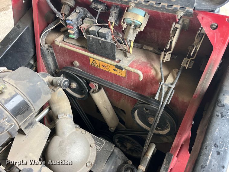 image for item LD9457 2017 Toro TX427 compact utility loader