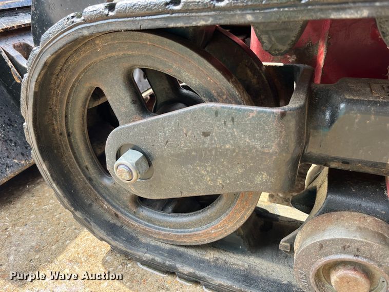 image for item LD9457 2017 Toro TX427 compact utility loader