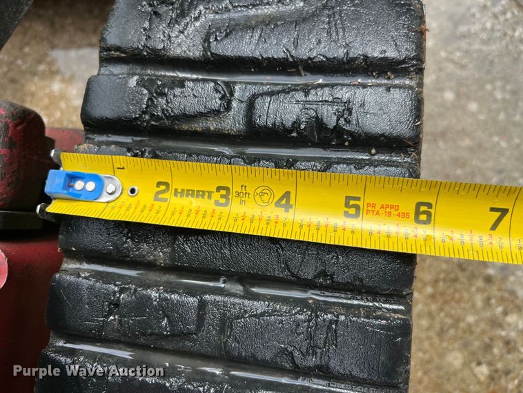 image for item LD9457 2017 Toro TX427 compact utility loader