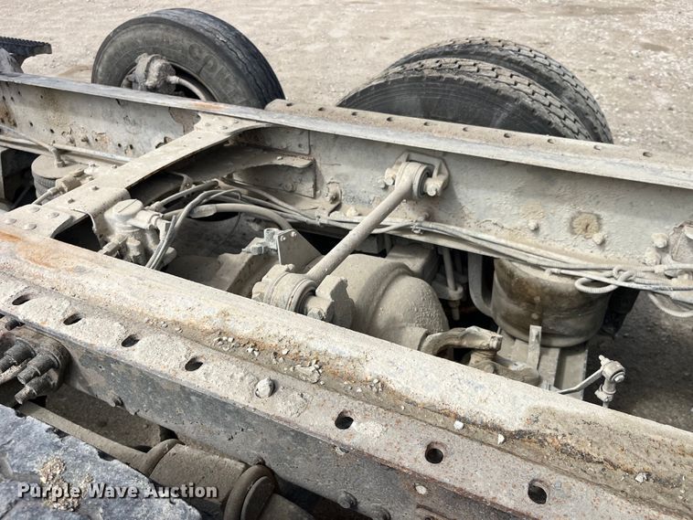 image for item LD9459 2006 Mack CHN613 dump truck