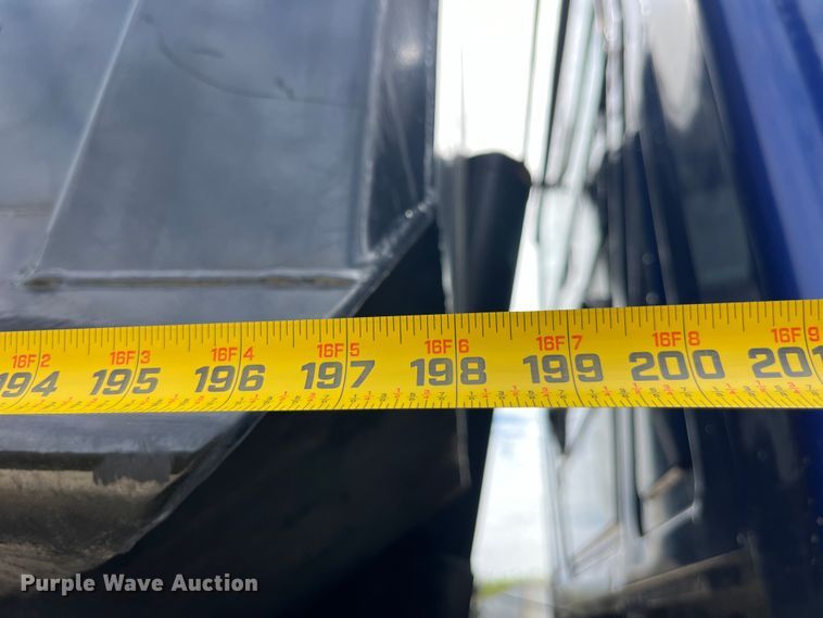 image for item LD9459 2006 Mack CHN613 dump truck